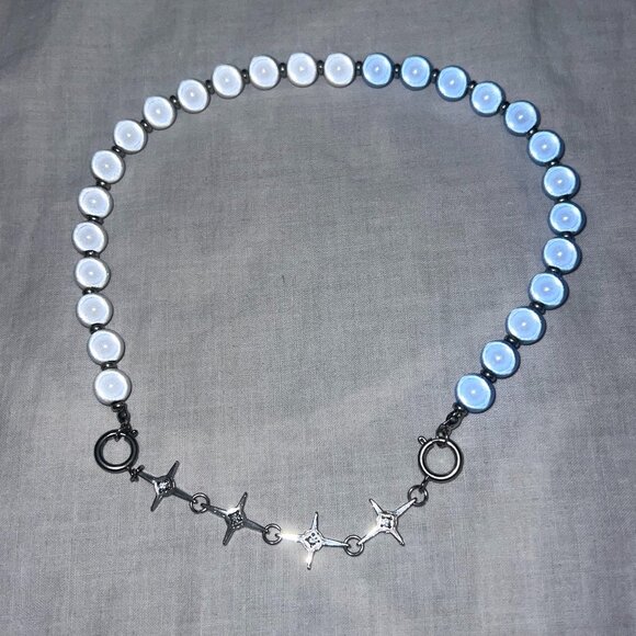 Irregular Fluorescent Blue and White Pearl and Star Choker - Picture 1 of 3